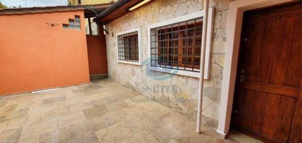 Casa, 3 quartos, 200 m² - Foto 2