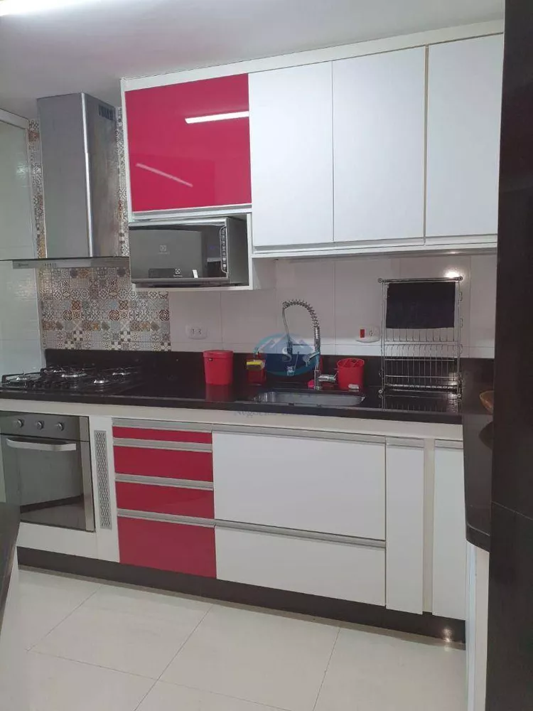 Apartamento à venda com 3 quartos, 67m² - Foto 1