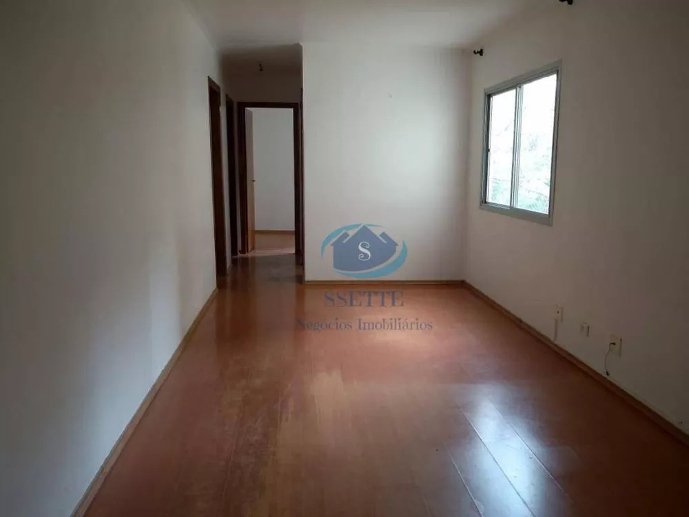 Apartamento à venda com 3 quartos, 71m² - Foto 1