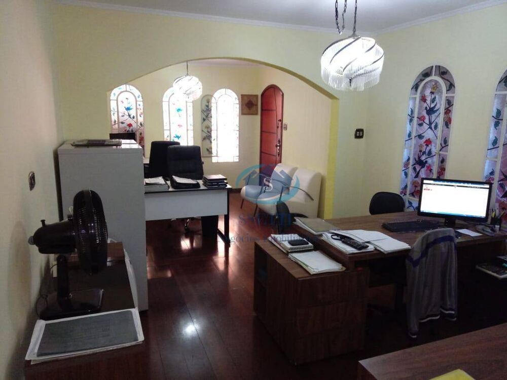 Sobrado, 3 quartos, 351 m² - Foto 1
