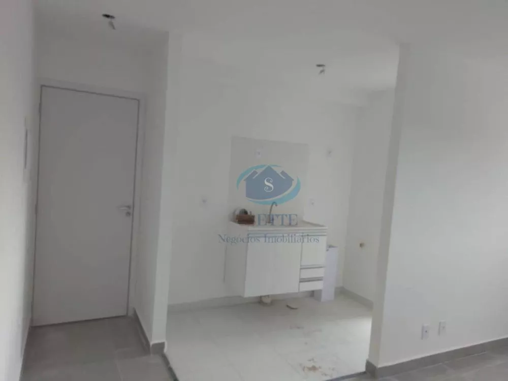 Apartamento para alugar com 2 quartos, 44m² - Foto 2