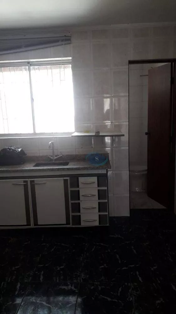 Sobrado à venda com 2 quartos, 120m² - Foto 2