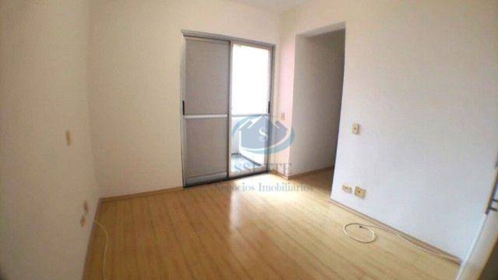 Apartamento à venda com 2 quartos, 65m² - Foto 1