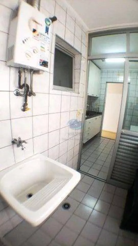 Apartamento à venda com 2 quartos, 65m² - Foto 5