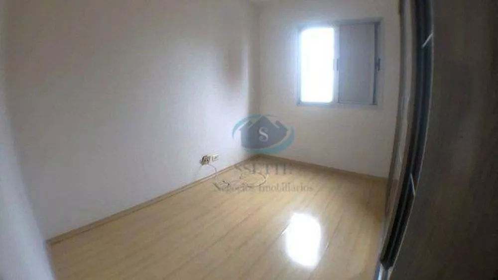 Apartamento à venda com 2 quartos, 65m² - Foto 3