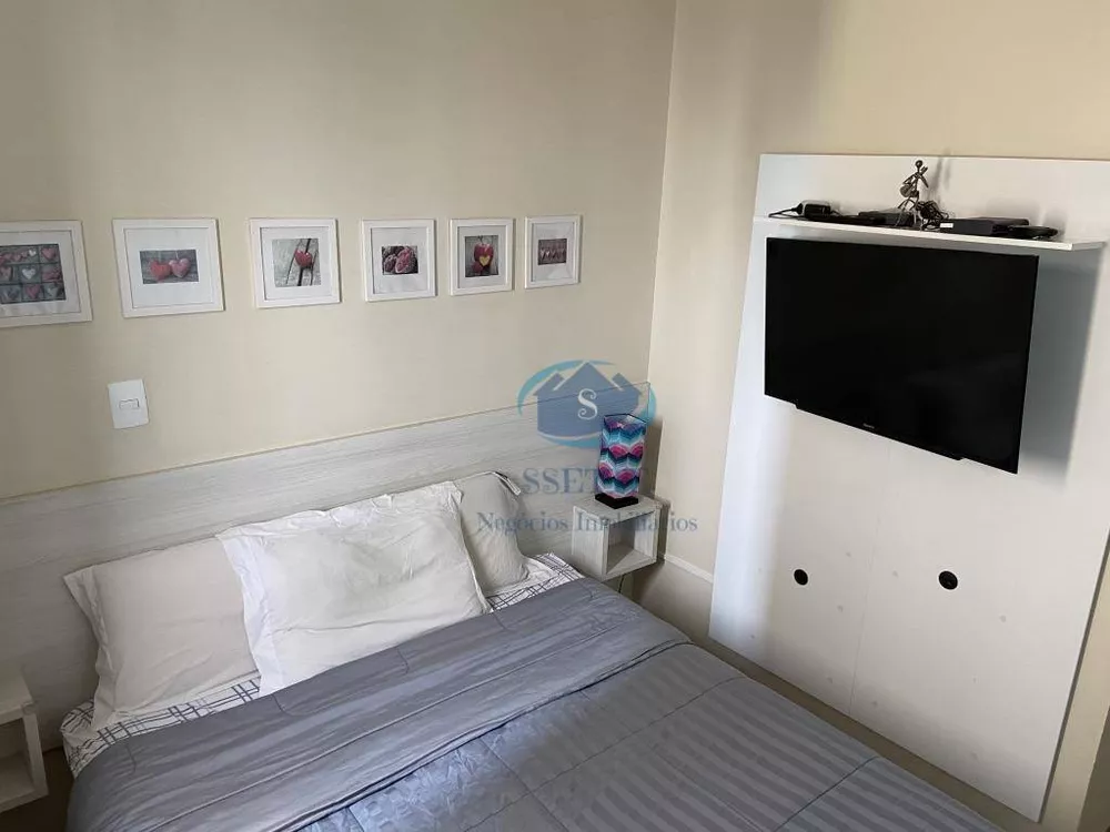 Apartamento à venda com 2 quartos, 70m² - Foto 3