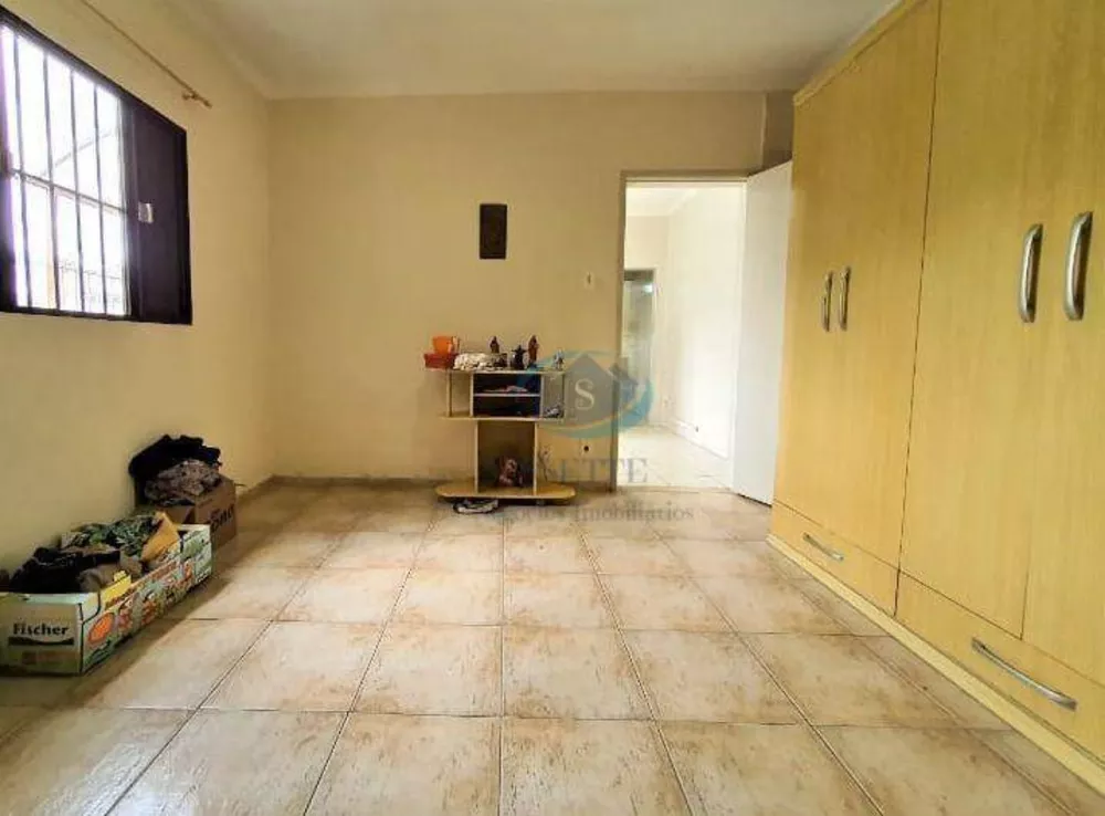 Casa à venda com 2 quartos, 150m² - Foto 1