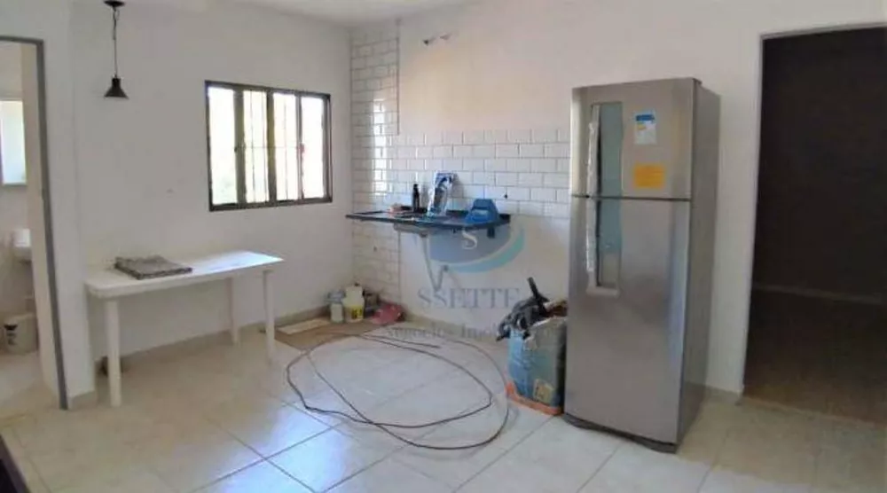 Casa à venda com 2 quartos, 150m² - Foto 8