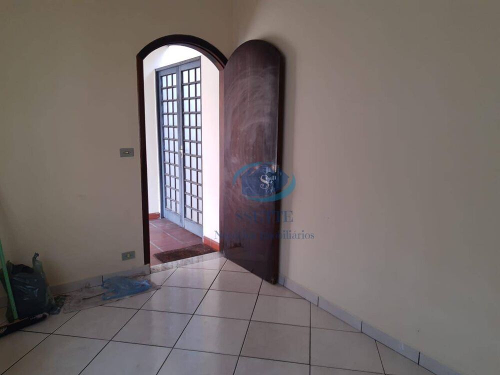 Casa, 3 quartos, 130 m² - Foto 1
