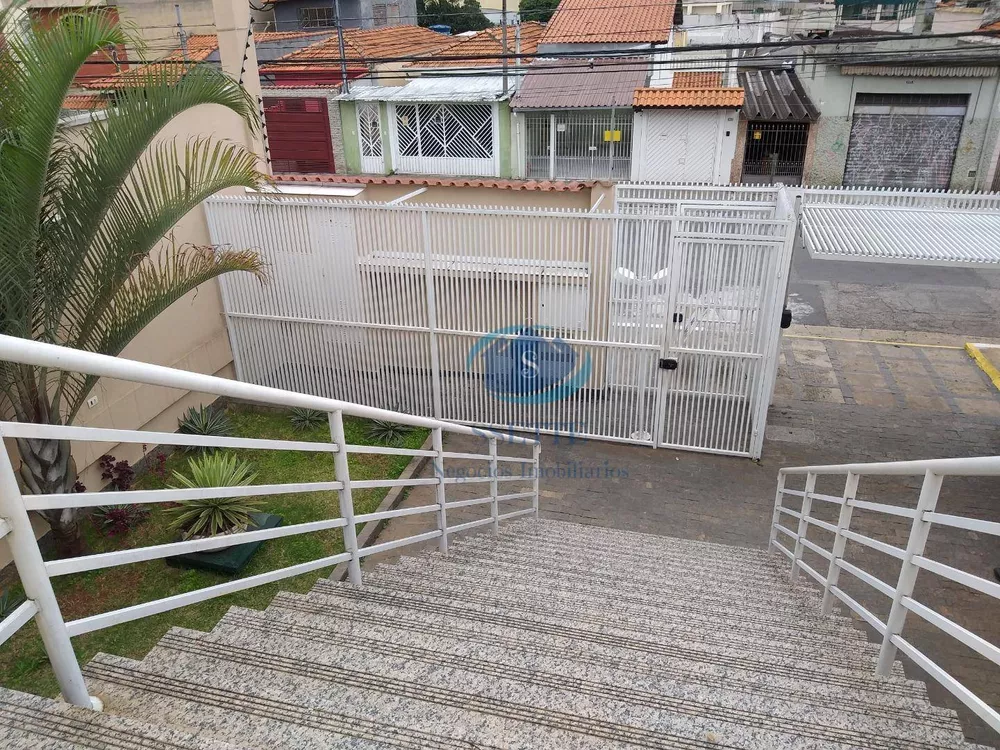 Sobrado à venda com 3 quartos, 160m² - Foto 2