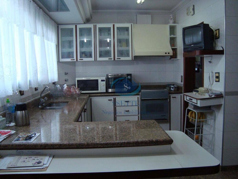 Apartamento, 4 quartos, 242 m² - Foto 8