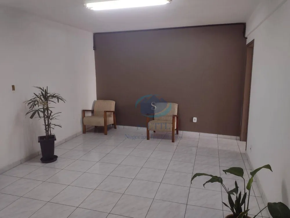 Prédio Inteiro, 585 m² - Foto 1