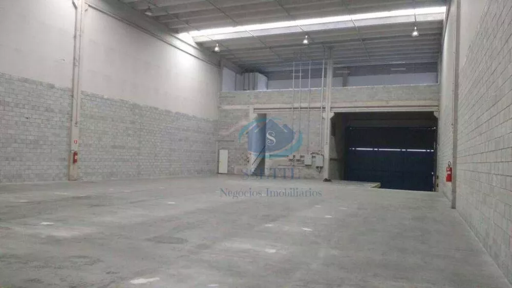 Depósito-Galpão-Armazém para alugar, 1025m² - Foto 1