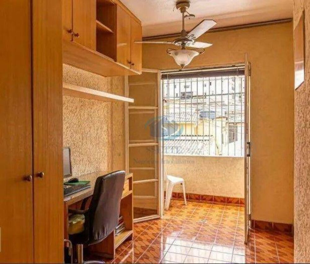 Casa, 3 quartos, 210 m² - Foto 1