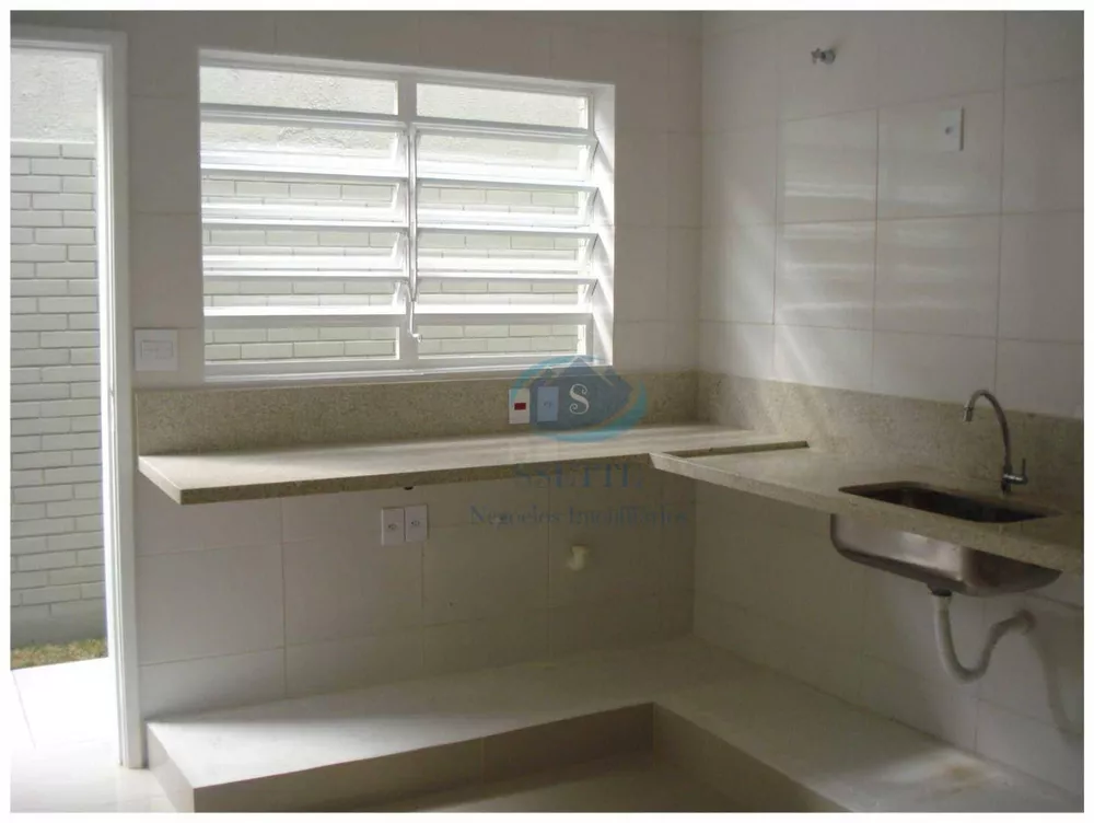 Casa, 3 quartos, 243 m² - Foto 6