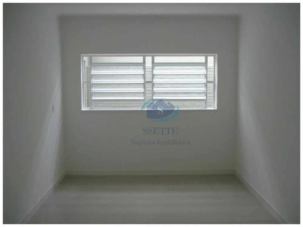 Casa, 3 quartos, 243 m² - Foto 1