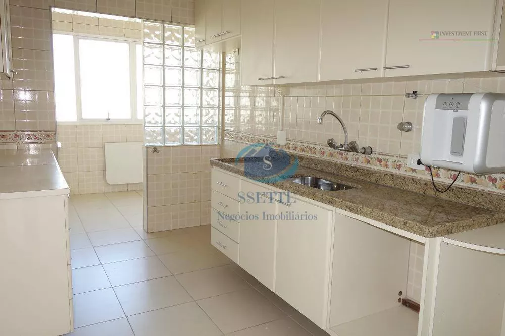 Apartamento para alugar com 3 quartos, 140m² - Foto 4