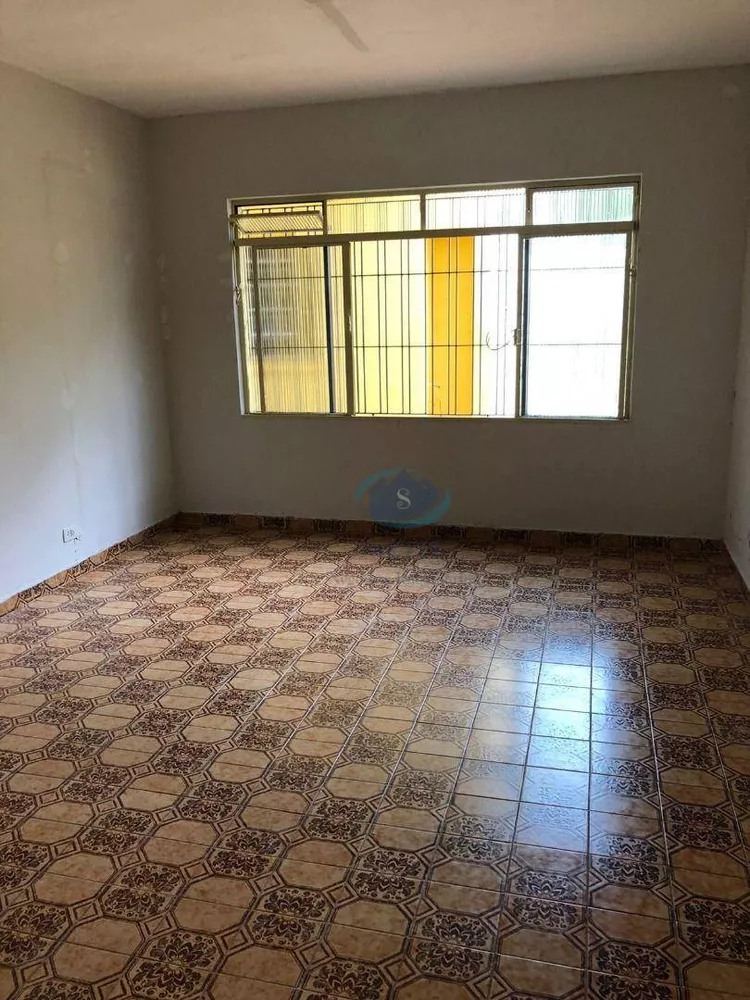 Casa à venda com 2 quartos, 195m² - Foto 1