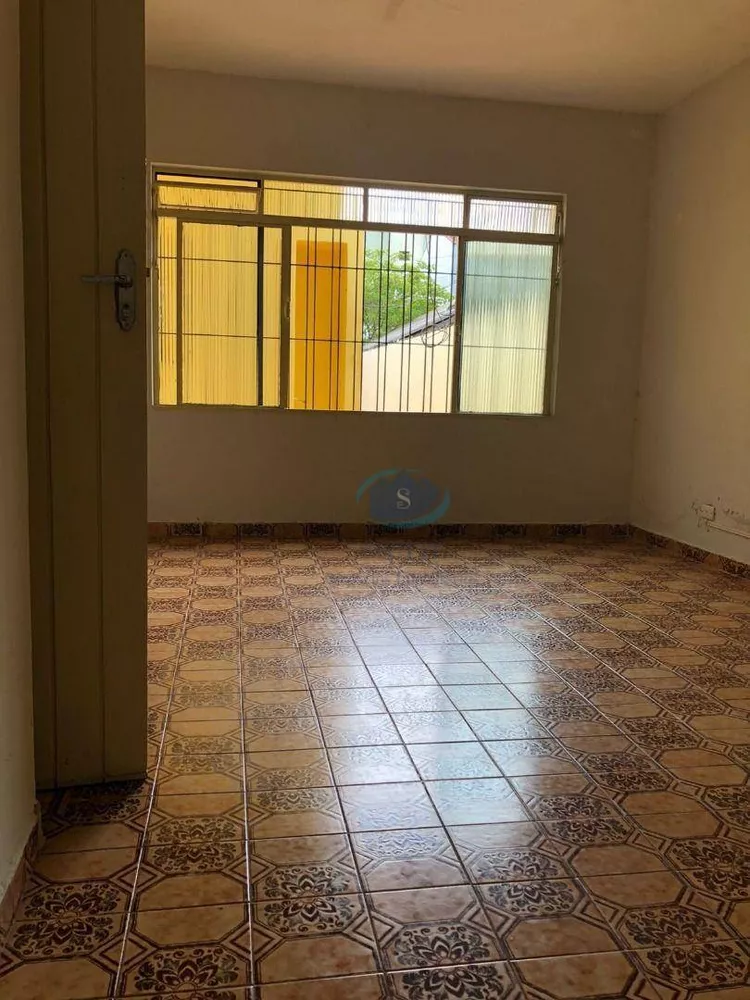 Casa à venda com 2 quartos, 195m² - Foto 3