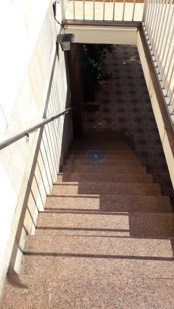 Sobrado à venda com 4 quartos, 450m² - Foto 1