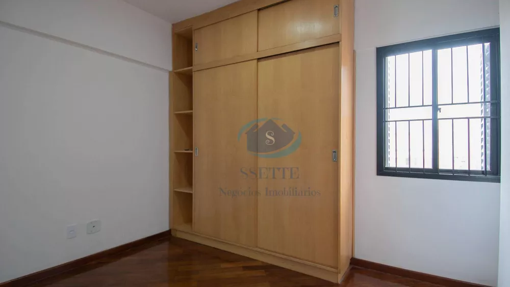 Apartamento à venda com 3 quartos, 70m² - Foto 1