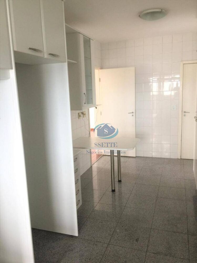 Apartamento, 3 quartos, 185 m² - Foto 1