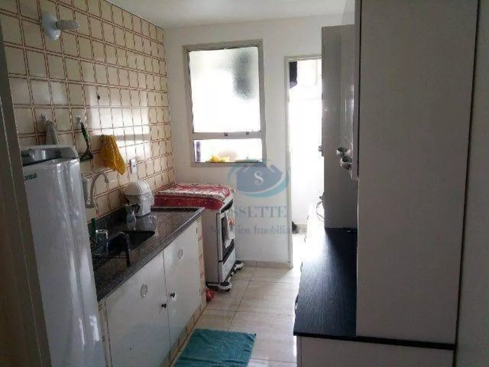 Apartamento à venda com 2 quartos, 50m² - Foto 4