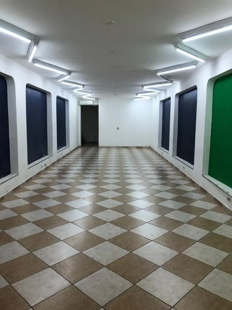 Sobrado, 3 quartos, 320 m² - Foto 1