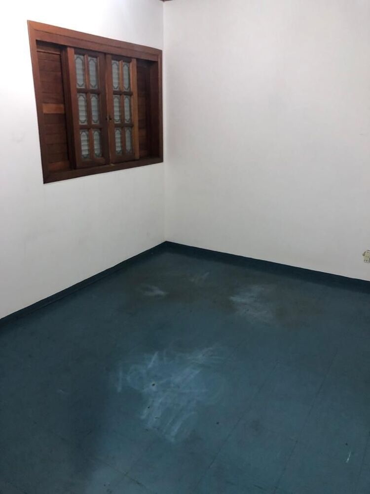 Sobrado à venda e aluguel com 3 quartos, 320m² - Foto 1