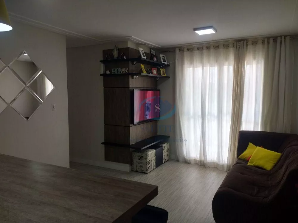 Apartamento à venda com 3 quartos, 69m² - Foto 1