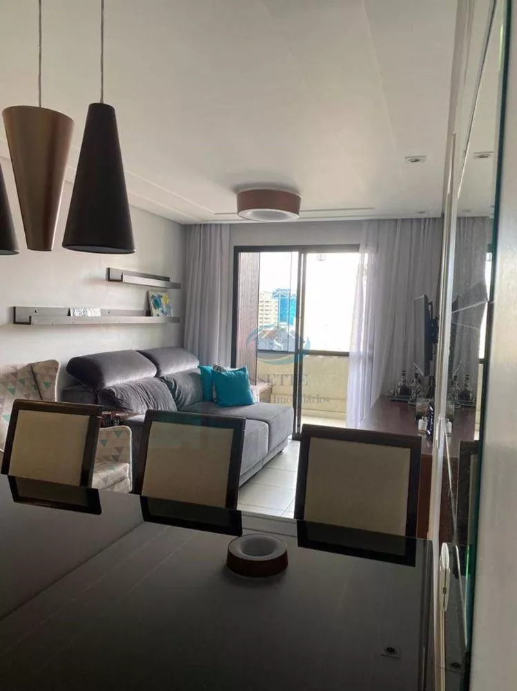 Apartamento à venda com 2 quartos, 63m² - Foto 2