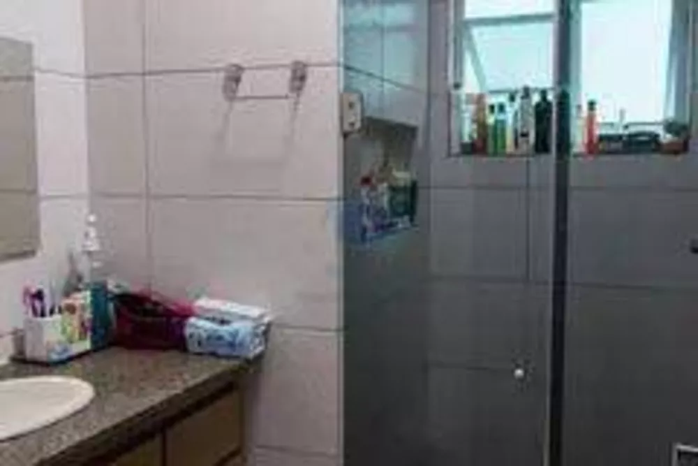 Sobrado à venda com 2 quartos, 108m² - Foto 3