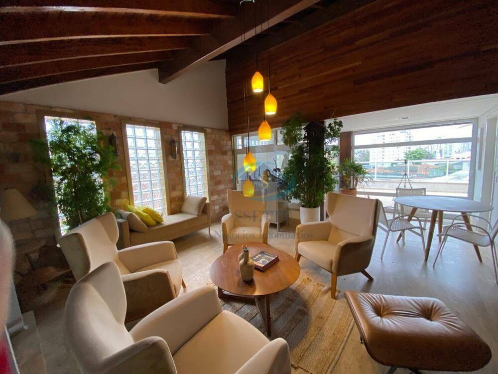 Sobrado, 3 quartos, 356 m² - Foto 1