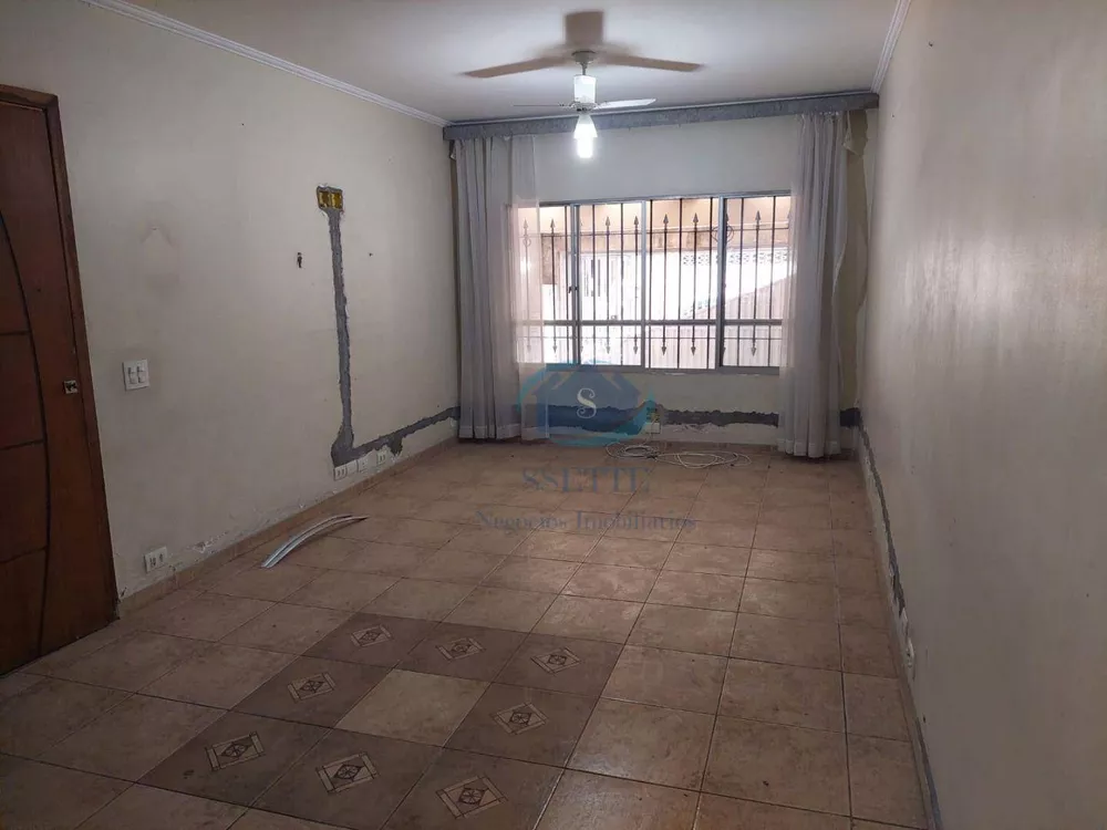 Sobrado para alugar com 3 quartos, 150m² - Foto 2