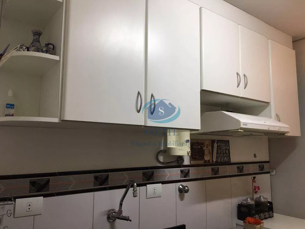 Apartamento à venda com 2 quartos, 60m² - Foto 4