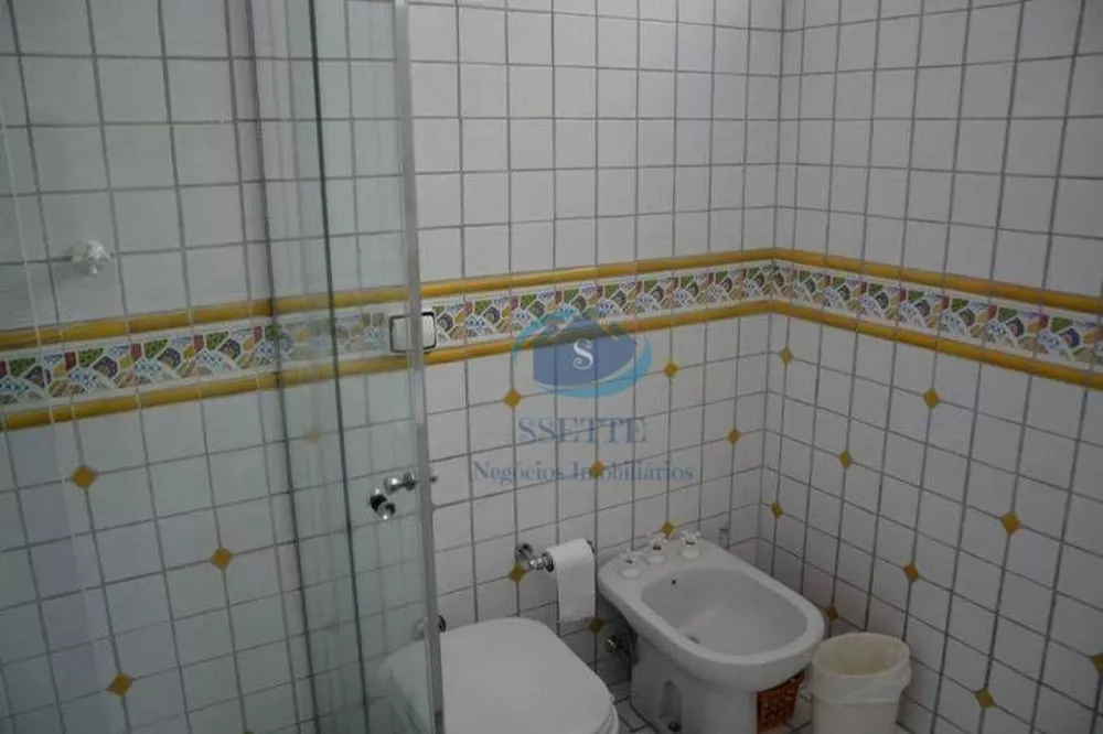 Apartamento à venda com 3 quartos, 155m² - Foto 1