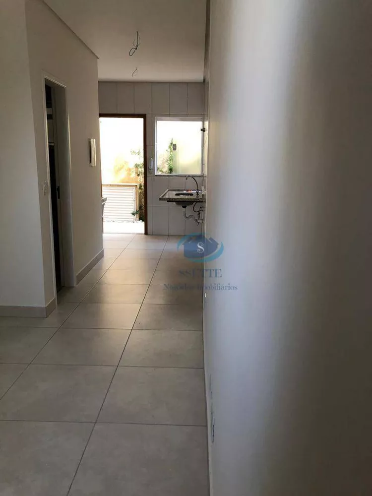 Casa para alugar com 1 quarto, 25m² - Foto 4