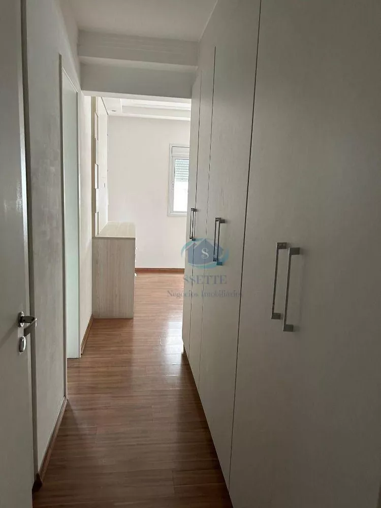 Apartamento à venda com 3 quartos, 150m² - Foto 4