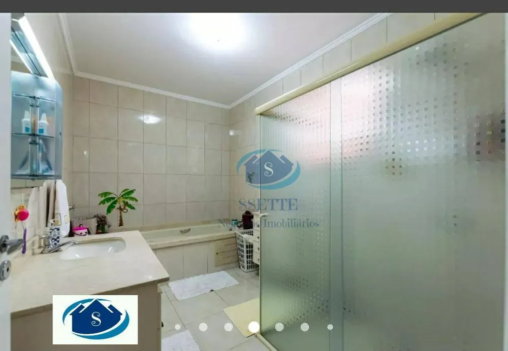Casa, 3 quartos, 250 m² - Foto 1