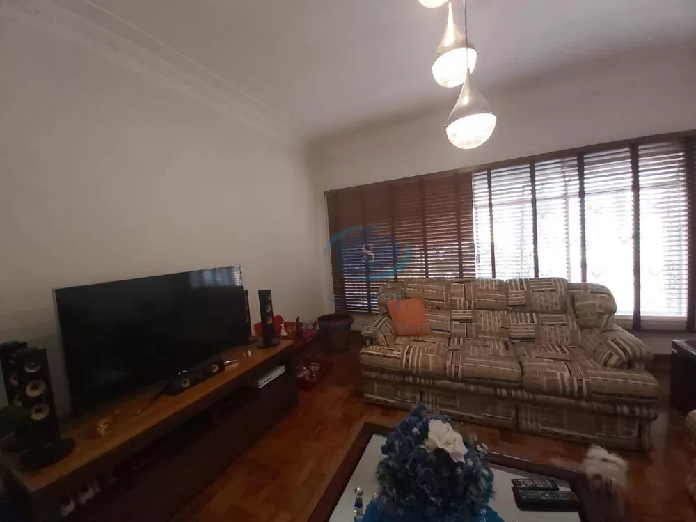 Sobrado à venda com 2 quartos, 256m² - Foto 3