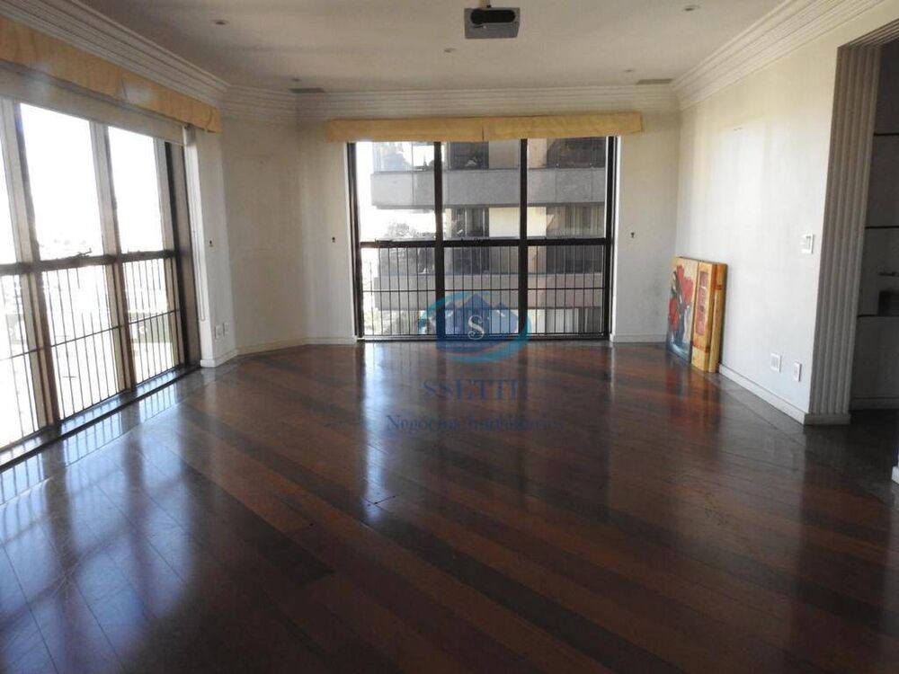 Apartamento, 4 quartos, 220 m² - Foto 1
