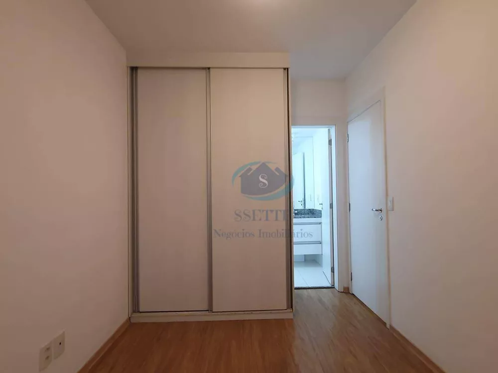 Apartamento à venda com 2 quartos, 68m² - Foto 4