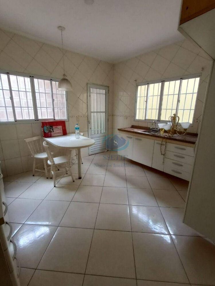 Sobrado, 3 quartos, 250 m² - Foto 6