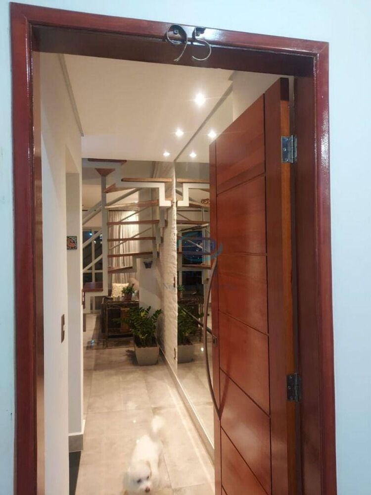 Cobertura à venda com 2 quartos, 90m² - Foto 2