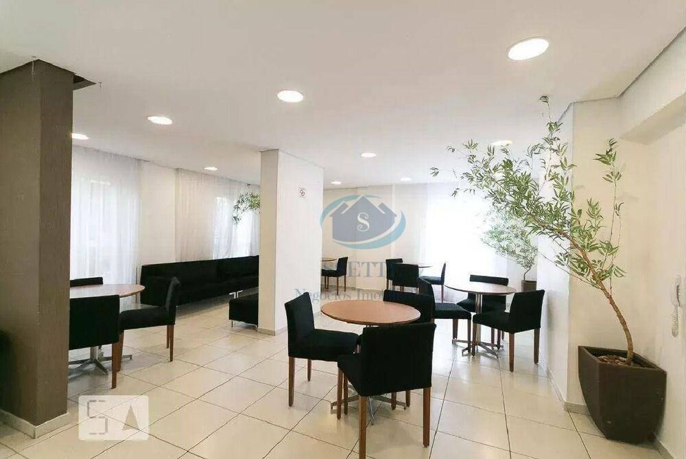 Apartamento à venda com 2 quartos, 64m² - Foto 4