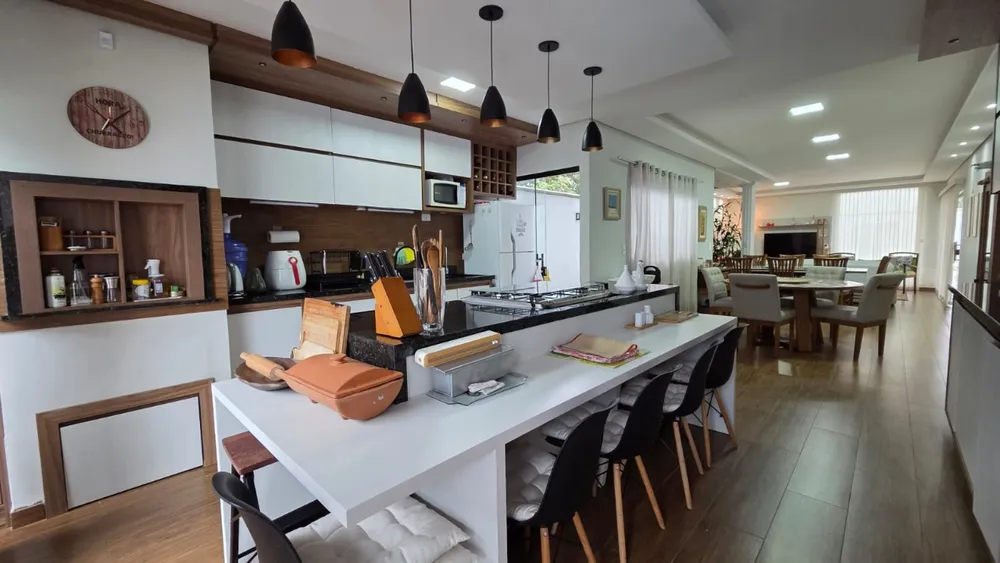Casa, 3 quartos, 200 m² - Foto 5
