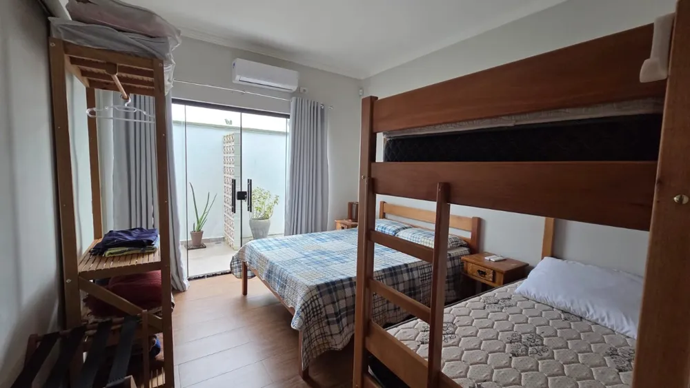 Casa, 3 quartos, 200 m² - Foto 4