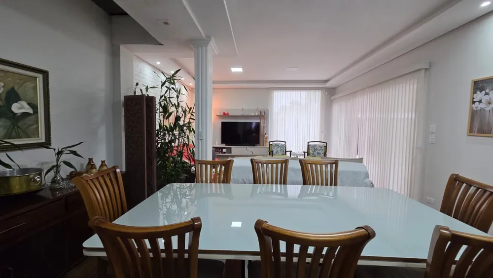 Casa, 3 quartos, 200 m² - Foto 9