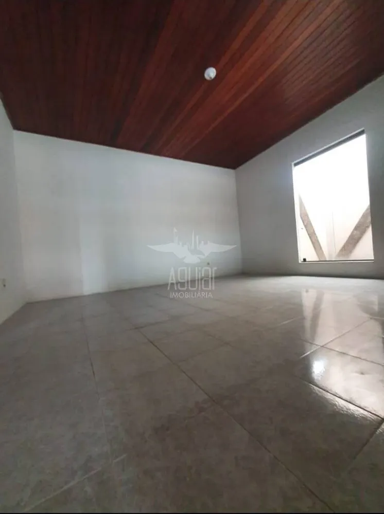 Casa, 3 quartos, 284 m² - Foto 8