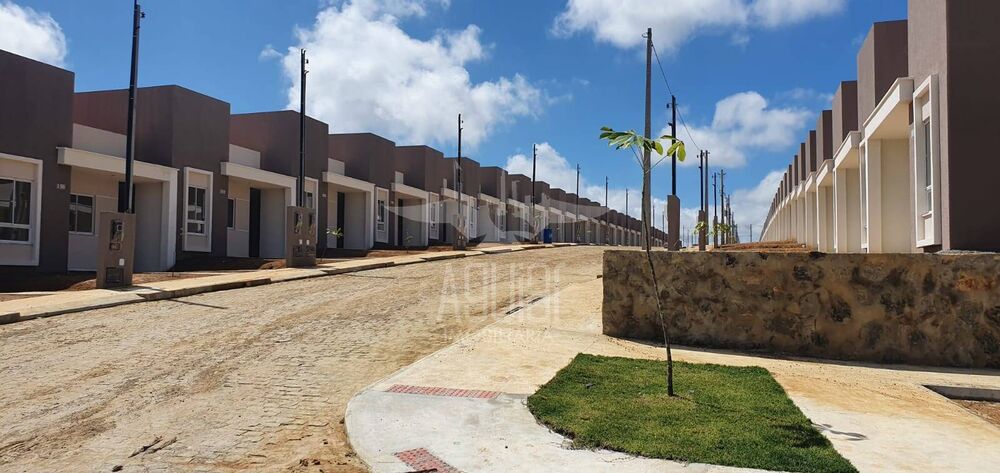 Casa à venda com 2 quartos, 41m² - Foto 17